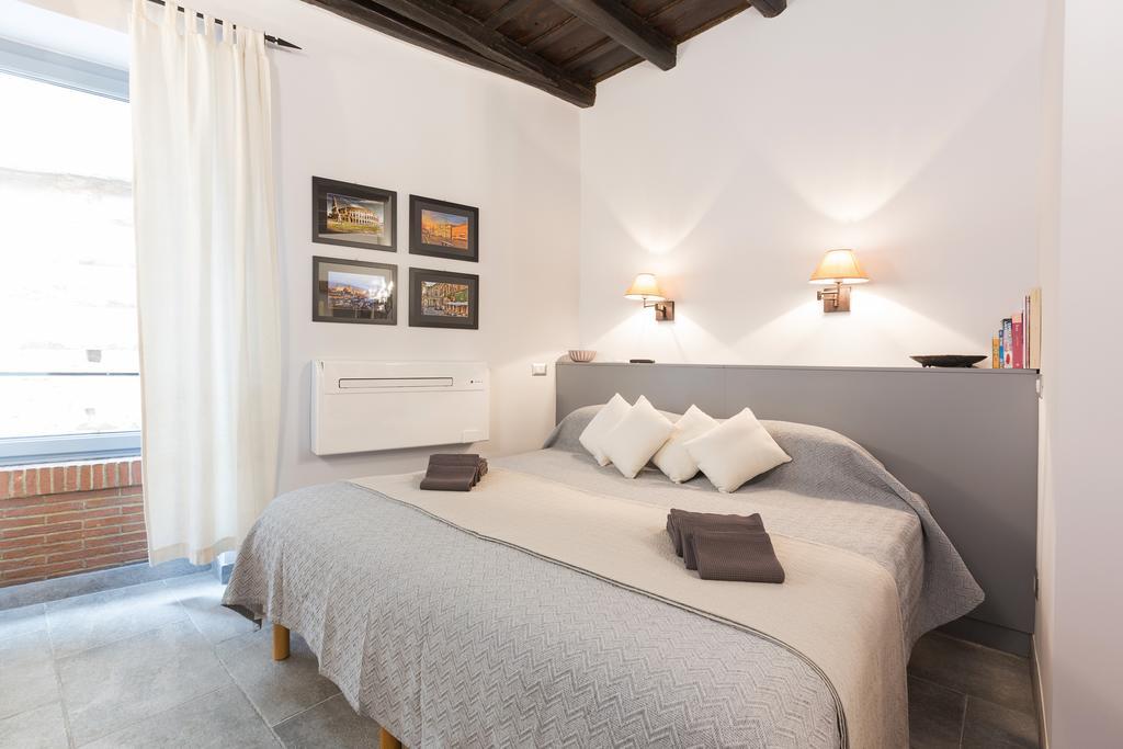 Forum Apartment *